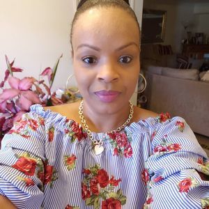 Meet your Posher, Annette